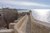 <center>Fort de Bouc. </center>Le chemin de ronde.