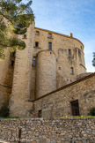 <center>Le château de Meyrargues</center>La tour carrée date du XIVe siècle.