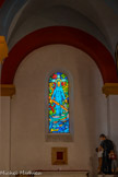 <center>Eglise Saint-Cyr et Sainte-Julitte</center>Bas-côté droit. Statue de Don Bosco. Une religieuse debout derrière une barque.