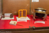 <center>Musée de Tauroetum</center>Manchons celtes en cuir de protection. Dyptichon, tablette en cire utilisée par les soldats. Casque impérial italique de type Hebron.