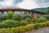 <center>Montbrun-les-Bains.</center> Établissement thermal. C'est un centre de thermalisme situé à l'extrémité occidentale de la montagne de Lure. Depuis 2006, l’établissement thermal a été agrandi et constitue un élément majeur de la vie économique du village et de tout ce secteur. Ses sources d'eau fortement sulfurées étaient déjà connues du temps des Romains et la station fut très en vogue dès le XVIe. L'ancien bâtiment date de 1863. La Première Guerre mondiale lui fut fatale et la station ne put rouvrir que dans les années 1970. Elle traitait alors les affections respiratoires, l'arthrose, les rhumatismes, l'ostéoporose et les séquelles de traumatismes.