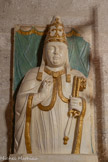 <center>La Sacristie Sud</center>Buste de Benoît XII.
1913. Moulage de plâtre. Francesco Mercantili.
Le buste original exécuté par Paul de Sienne en 1341, ornait la façade de l’église Saint-Pierre de Rome, que ce pape avait fait restaurer avec le palais du Latran à partir de 1335. Achat, Palais des Papes. Original : Crypte du Vatican.