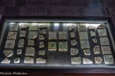 <center>Collections de carreaux de Châteauneuf-du-Pape. </center>XIVe siècle. Palais des papes.