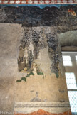 <center>Chambre du Cerf.</center>Scène de baignade. Malgré les lacunes et la disparition des pigments colorés, on distingue un groupe d’enfants jouant dans les feuillages tandis que d’autres s’ébattent dans une rivière.
Cette scène est novatrice par la représentation du mouvement des corps et des drapés et contraste avec l’aspect statique de la chasse au faucon voisine. En haut, à droite, un oiseleur.