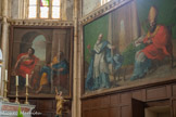<center>Église Saint-Étienne</center>A gauche, Saint Jean et Saint Luc.