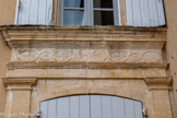 <center>Lourmarin</center>Le presbytère.