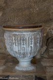 <center>La Roque-sur-Pernes.</center> Les fonts baptismaux.